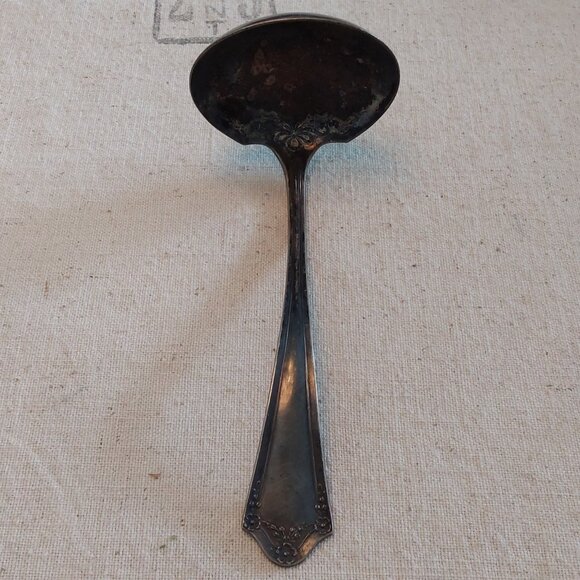 Vintage Oneida Silver plate ladle - Picture 1 of 1